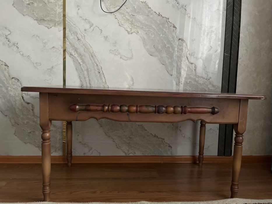 Продам журнальный стол