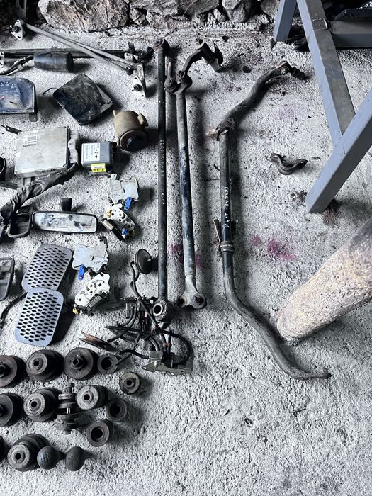 Части за nissan terrano 2.4i нисан терано 2