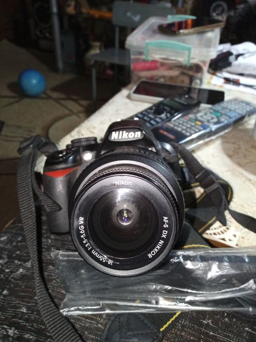 Продам камеру Nikon D3100.