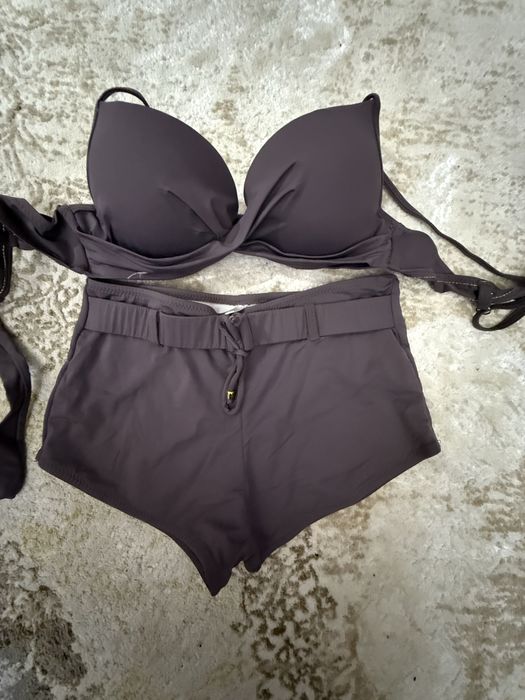 Женская одежда продается