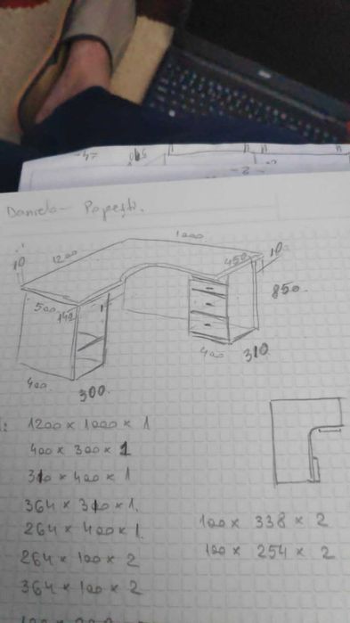 Birou copii in stare foarte buna