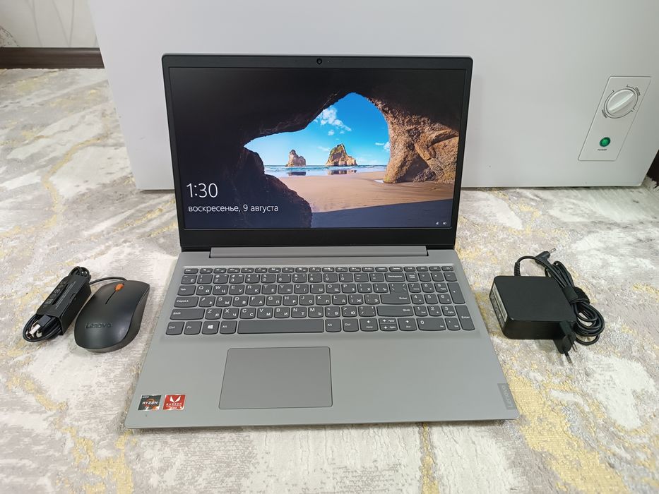 Notebook Lenovo RYZEN 3