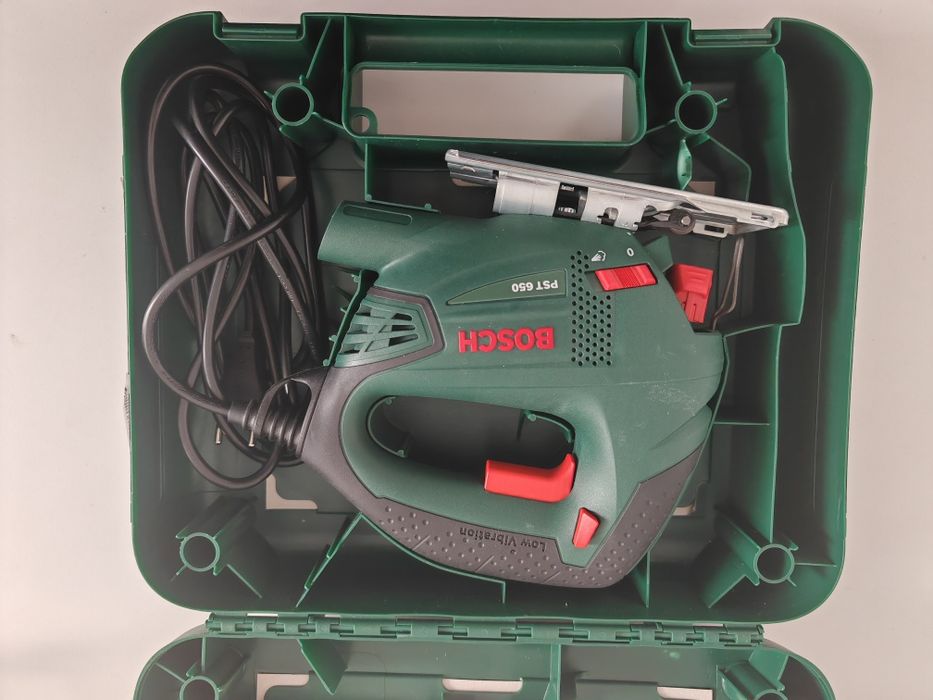 Fierăstrău pendular Bosch