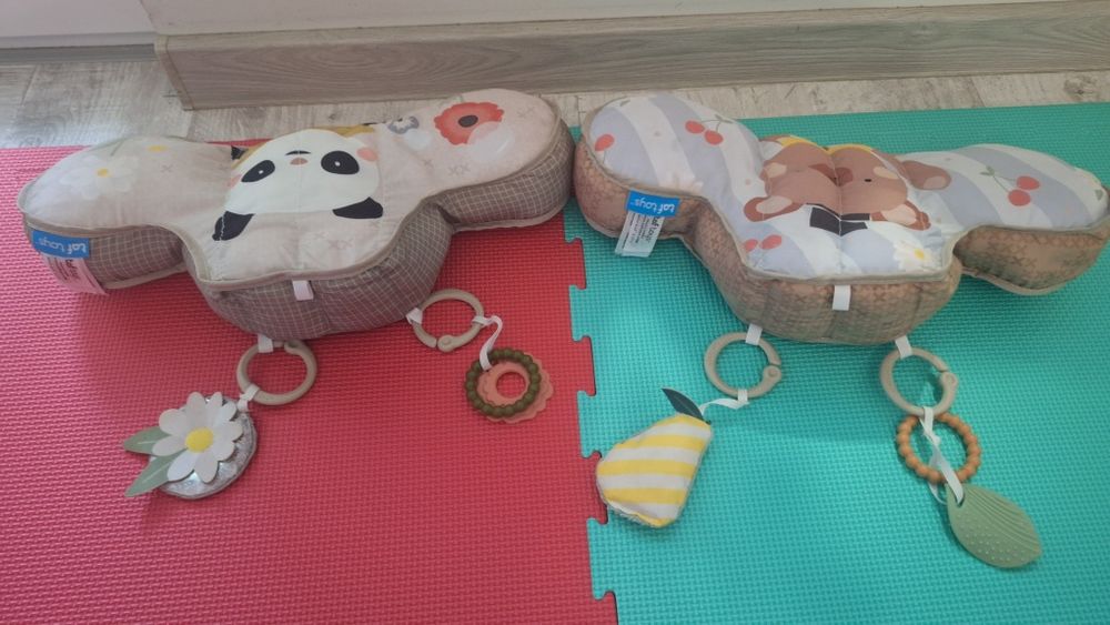 Плюшена бебешка възглавница Taf Toys - Мече, Панда