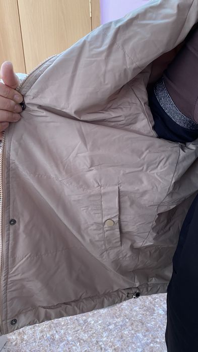 Продам женскую куртку