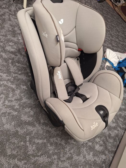 Vând scaun auto copil Joie
