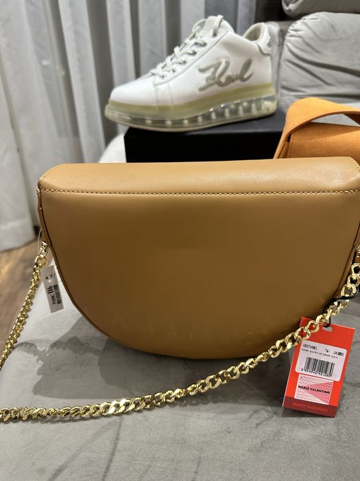 Чанта Valentino с етикет