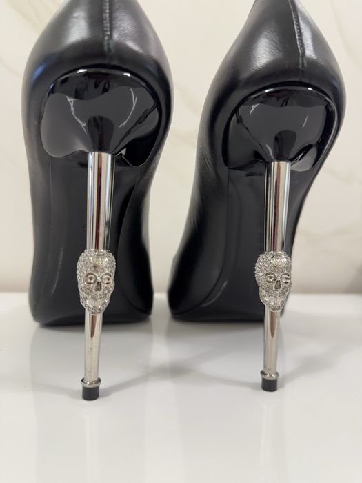 Елегантни обувки на висок ток Phiipp Plein