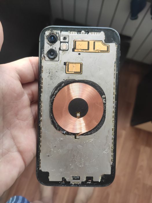 Айфоны11 продам!