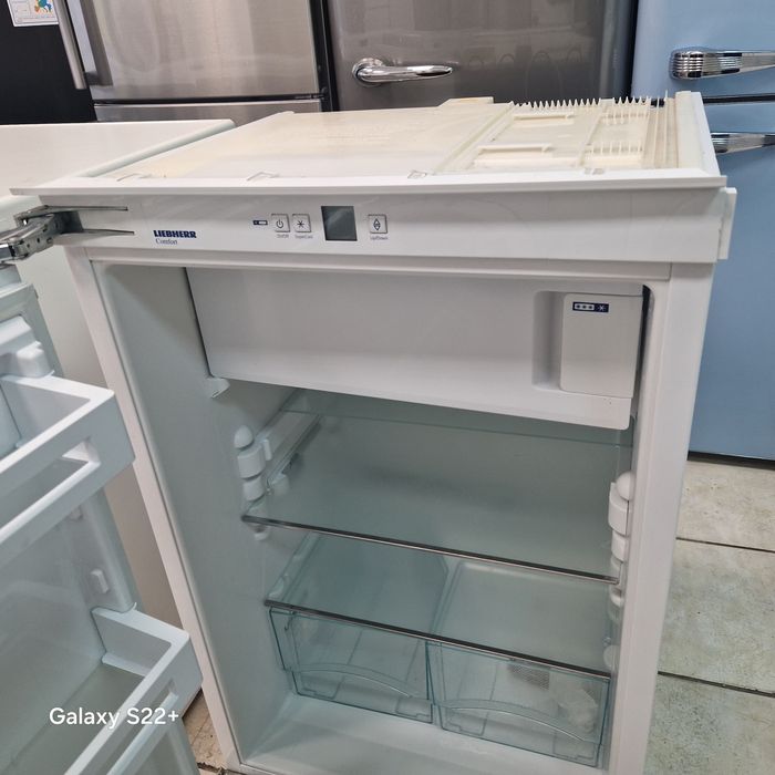 Хладилник за вграждане LIEBHERR