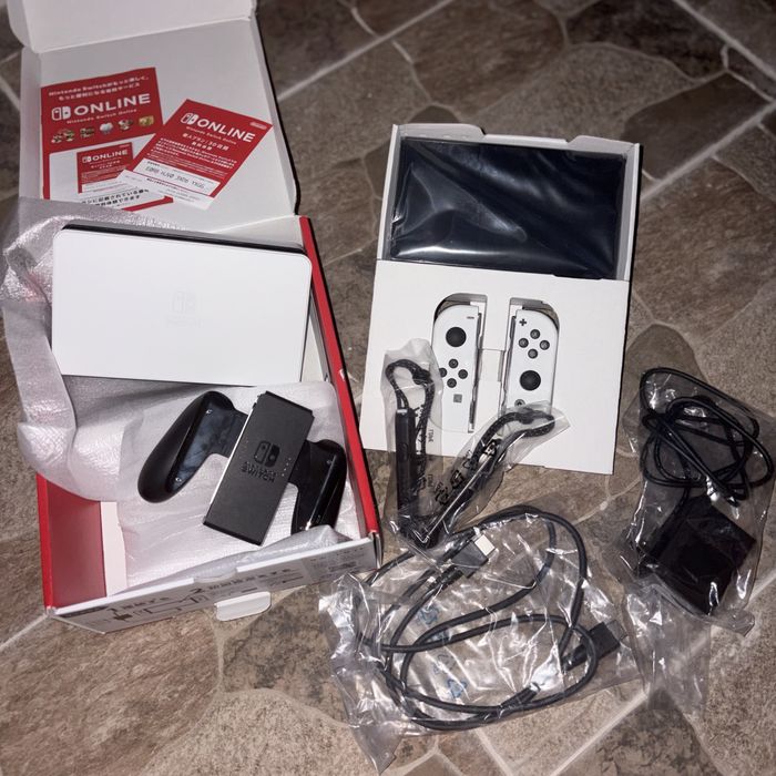 Конзола Nintendo Switch OLED (White)