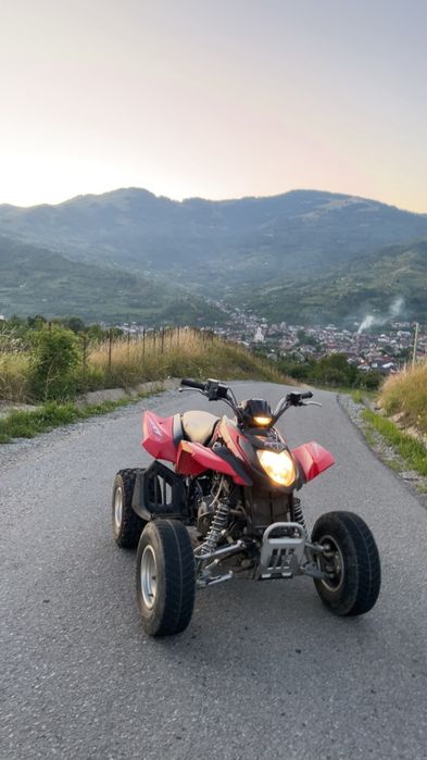 ATV arctic cat DVX 250