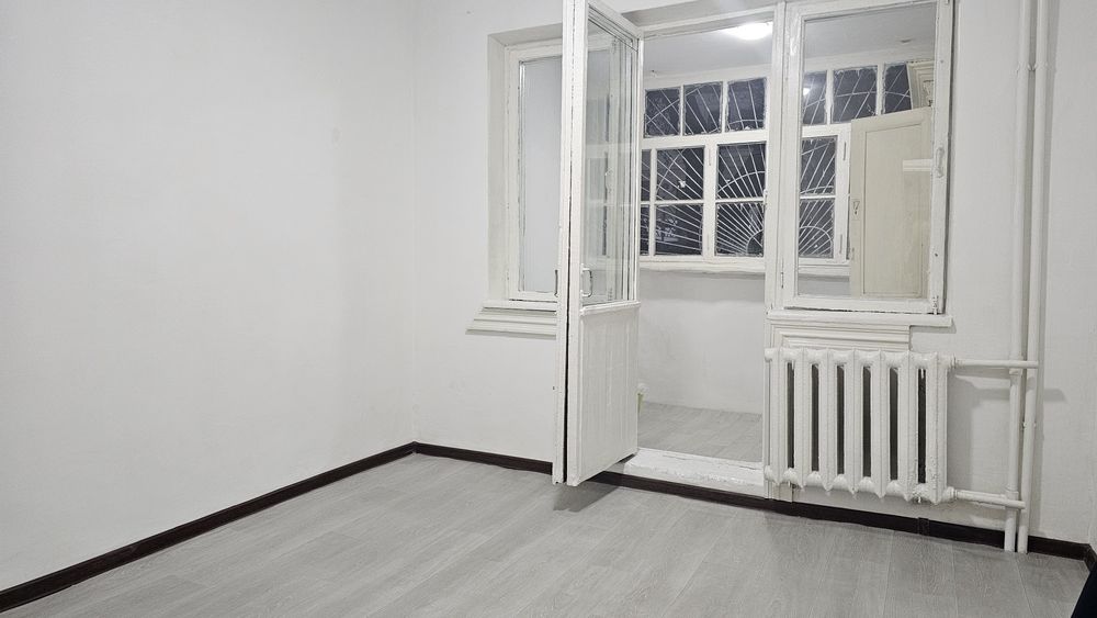 Аренда офис  51 м.Кв первая линия Акмаль Икрамова Орент. Скорая помощь