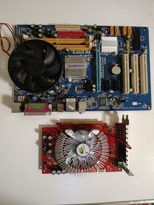Материка DDR2 видеокарта