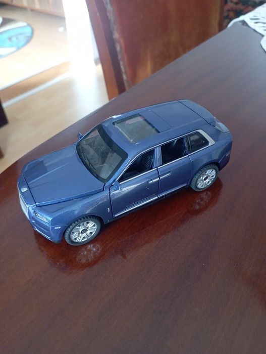 Rolls Royce Culinan macheta