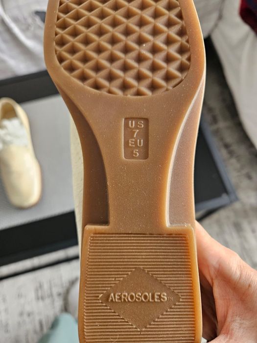 Новые классные кожаные  лоферы ( Испания)