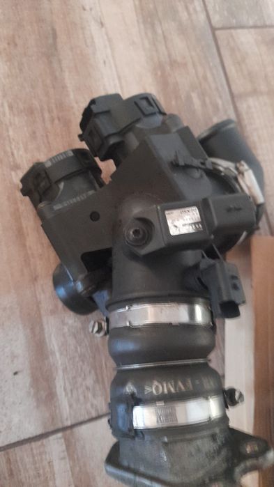 Vând diverse piese Ford focus 1.6 Tdci