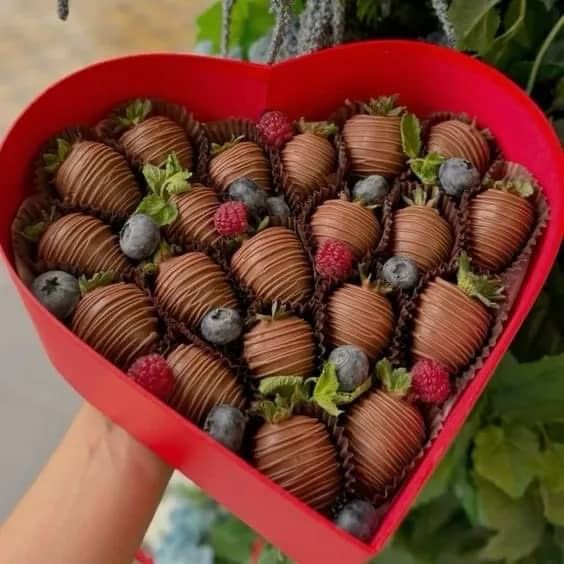 Shokolatli qulupney zakazga