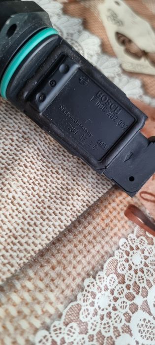 Дебитомер - Ауди а3 8l BOSCH