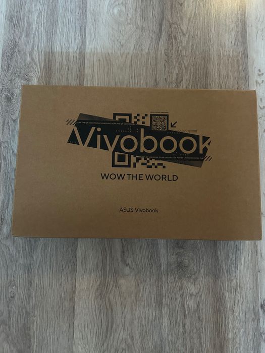 Лаптоп ASUS Vivobook 16 X1605VA с процесор Intel® Core™ i9-13900H