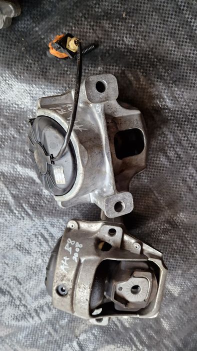 Tampoane motor Audi A4 B8 2.0tdi CAGA, manual (2008-2011)