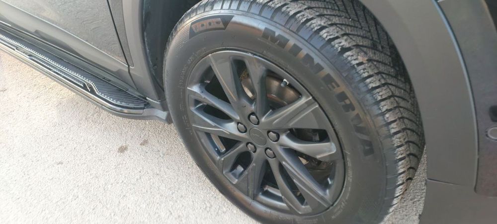 Автомобиль Трекер2