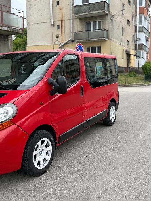 RENAULT Trafic 2004 — imagine 3
