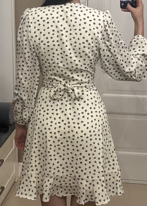 Продам платье бренда Lichi