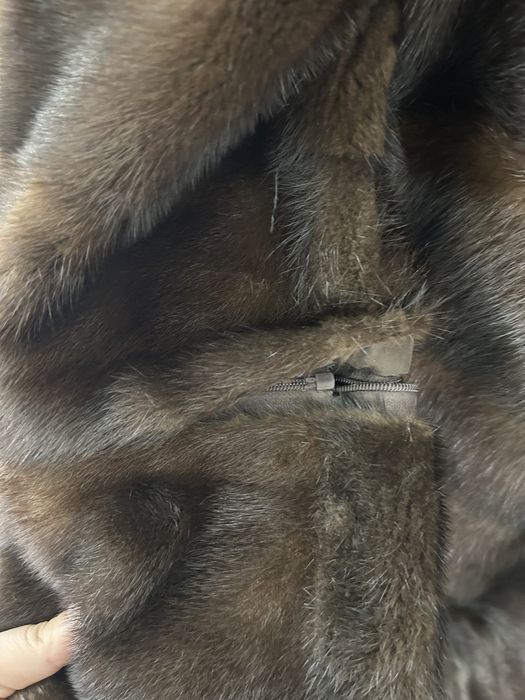 Продам норковую шубу