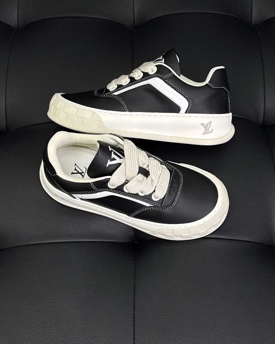 Adidasi Louis Vuitton Tilted Premium