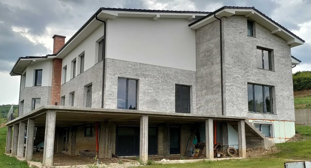 Vand/schimb imobil 1270 mp SC, teren 1945 sau 12600 mp, utilitati,CF