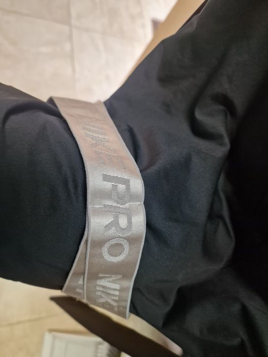 Nike Pro Intertwist HyperWarm екип S