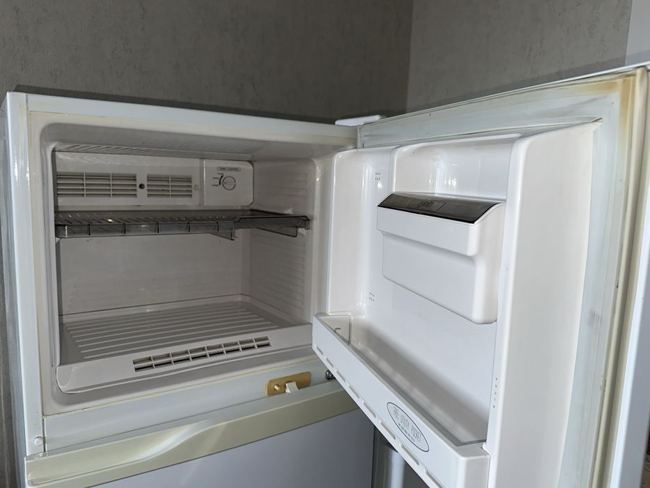 Холодильник Samsung SR-268