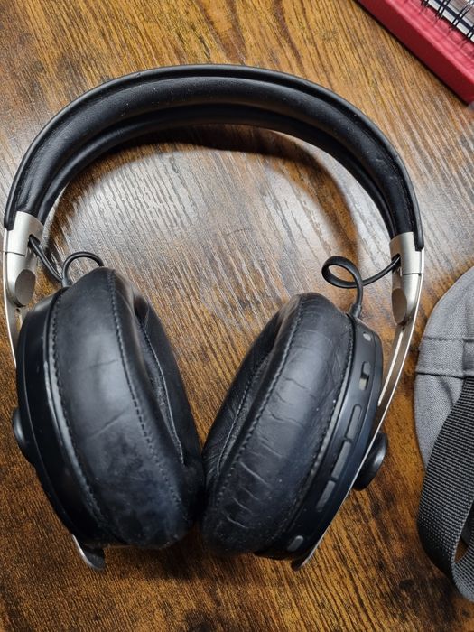 Sennheiser momentum 3