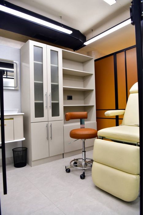 Продаётся 108м2 Салон красоты в Бизнес Парке на Махтумкули