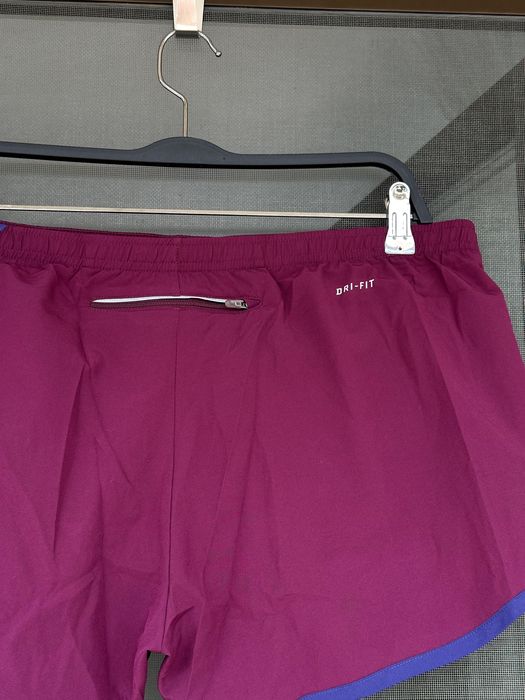 Дамски къси панталони Nike Dri-FIT (Running) - размер L, Отлично състояние