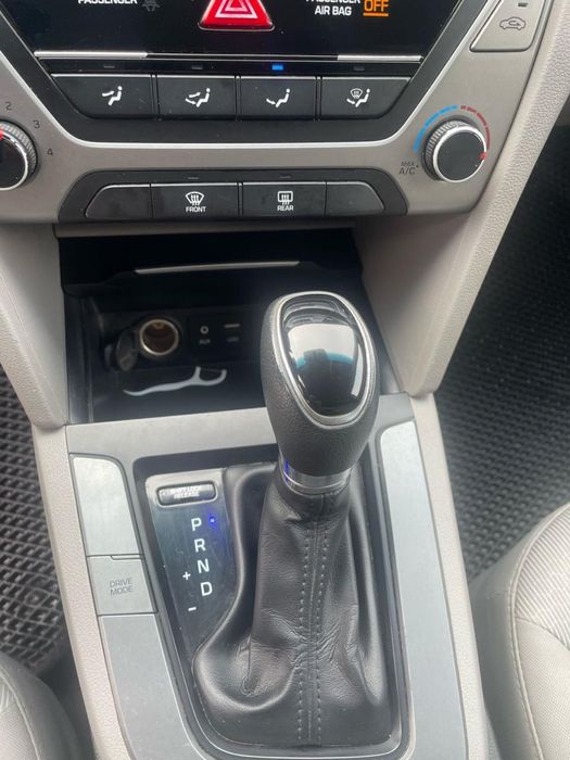 Hyundai elantra 2016 2.0