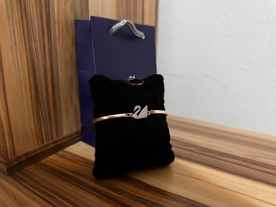 Brățară Swarovski lebădă pietre albe rose gold