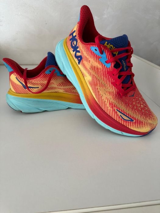 Hoka Clifton 9 (