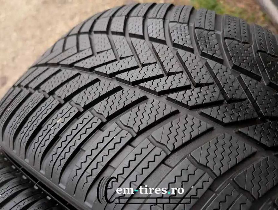SET 2 Anvelope Iarna 285/40 R22 BRIDGESTONE Blizzak ras