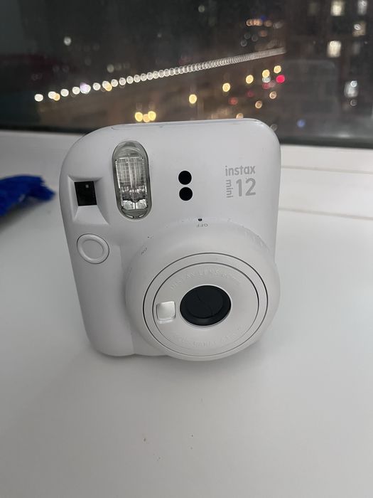 Polaroid instax mini