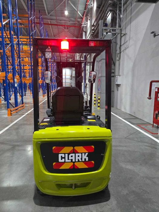 вилочный погрузчик (электропогрузчик)