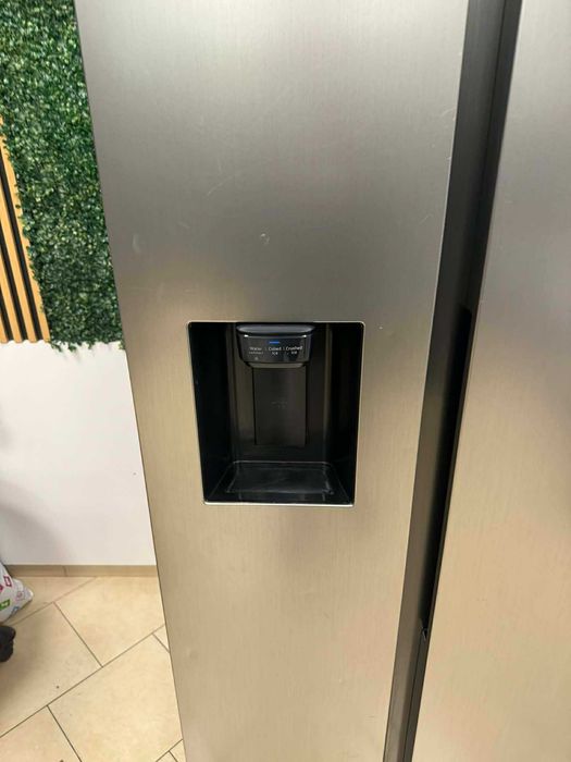 Хладилник SAMSUNG Side By Side