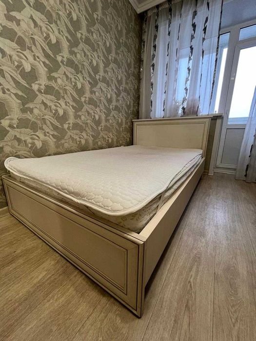 Кровать б/у 120*200