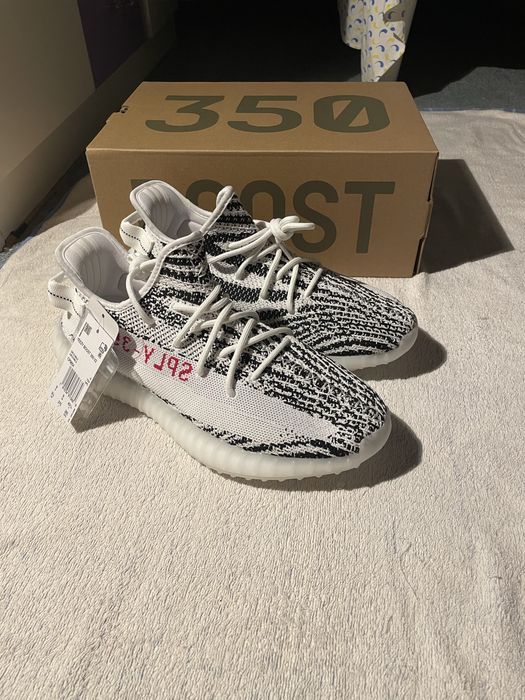 Yeezy 350 Boost Zebra