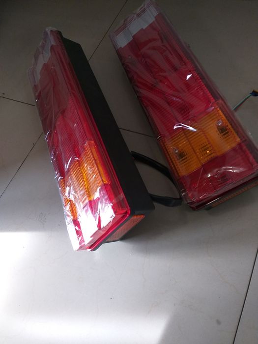 Mercedes Sprinter VW LT lampa stop triple spate  platforma stg/dreapta