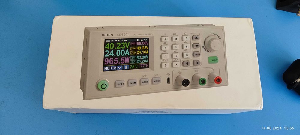RD6024W Мощный регулируемый понижающий DC преобразователь до 60V 24A