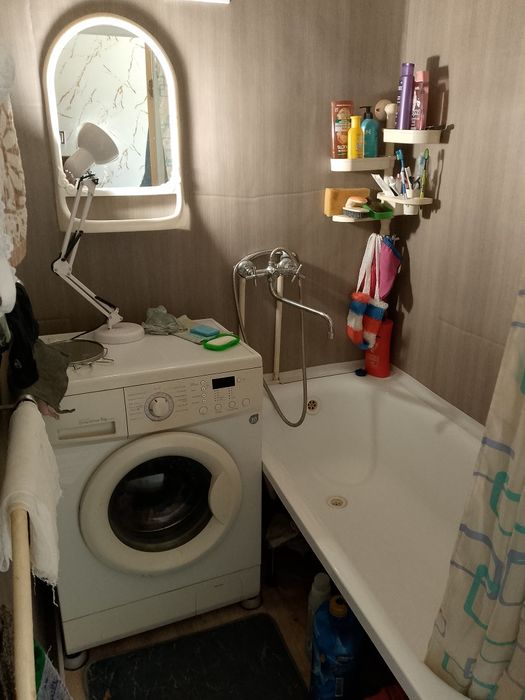Продам 2ух комнатную квартиру