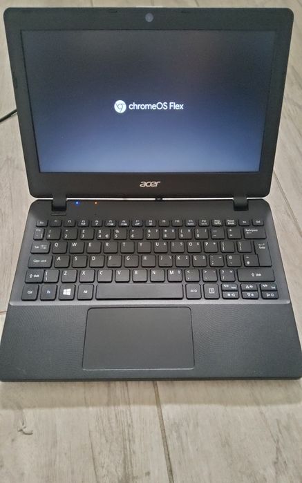 Laptop Acer ES 1 - 111 functional
