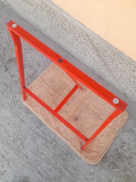 Метални стойки разглобяеми